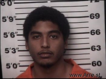 Luis  Quinonez Mugshot