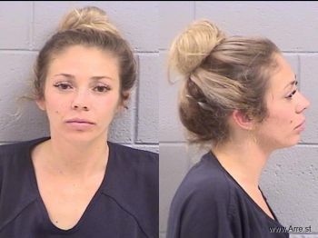 Tiffany D Roberts Mugshot