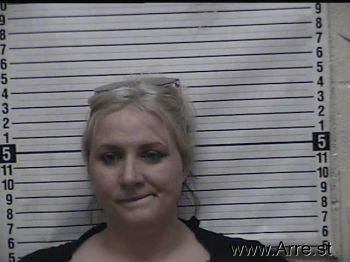 Victoria L Farner Mugshot