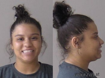 Amarieona Roshera Simmons Mugshot