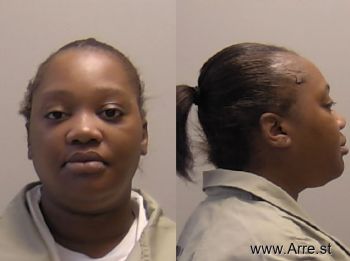 Shayonna Shamaine Miller Mugshot