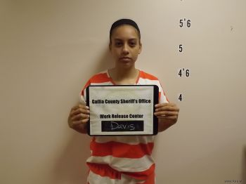 Alexandria  Davis Mugshot