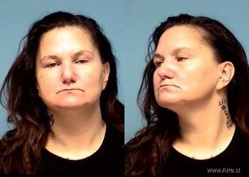 Amanda G Combs Mugshot