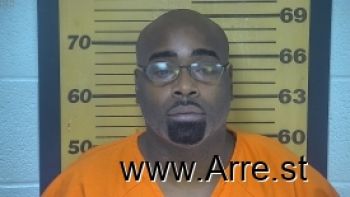 Ashante Nmi Hopkins Mugshot