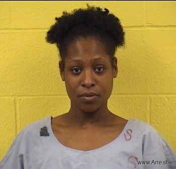 Briana L Thomas Mugshot