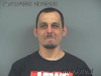 Bradley Thomas Kinnett Mugshot