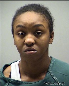 Brandi M White Mugshot