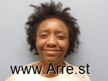 Brittany La Cole Moore Mugshot