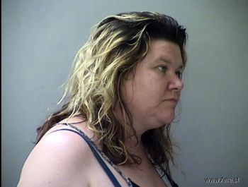 Courtenay Renay Tiell Mugshot