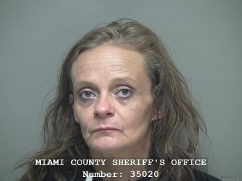 Crystal Dawn Marlow Mugshot