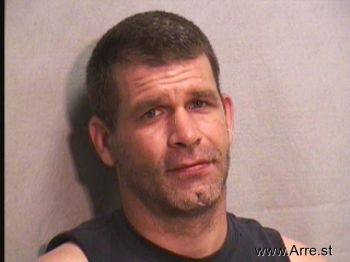 Derek Wynn Kinninger Mugshot