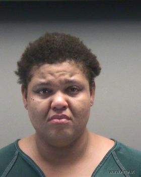 Derryana Raylynn Adams Mugshot