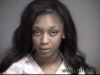 Diamond Lesha Dodds Mugshot