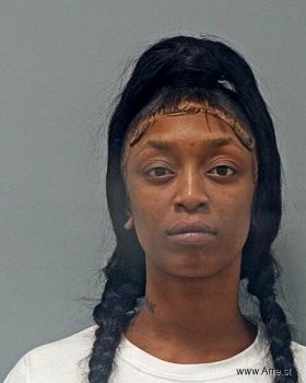 Diamond Ieisha Dodds Mugshot