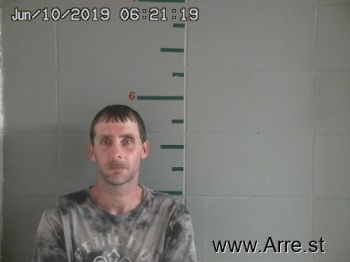 Dustin  Miller Mugshot