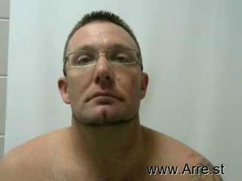 Dustin Donald Pierce Mugshot