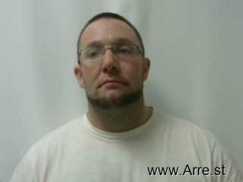 Dustin Donald Pierce Mugshot