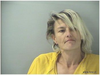 Elizabeth Maria Mcdaniel Mugshot