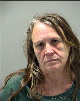 Hylee Beth Young Mugshot