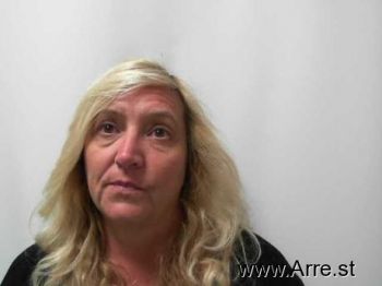 Karen D Hinkle Mugshot