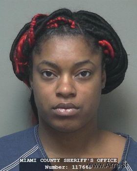 Kennietha F Woods Mugshot