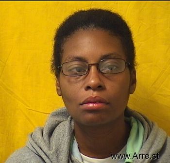 Leechelle M Brown Mugshot