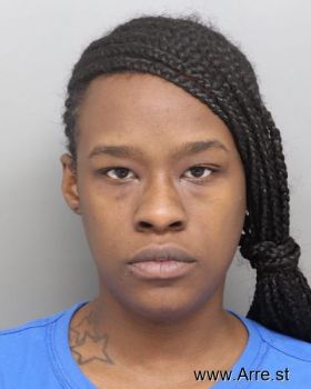 Lashonda  Miller Mugshot