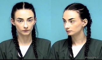 Laura  Powell Mugshot