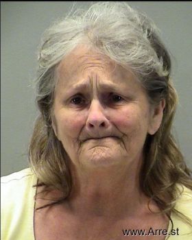 Linda L Armstrong Mugshot