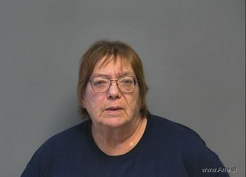 Linda Jo Curren Mugshot