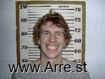 Matthew Richard Hartung Mugshot