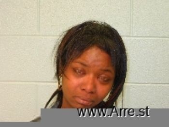 Nikeya L Watson Mugshot