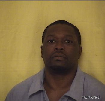 Raymond R Washington Mugshot