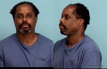 Raymond D Junior Woods Mugshot