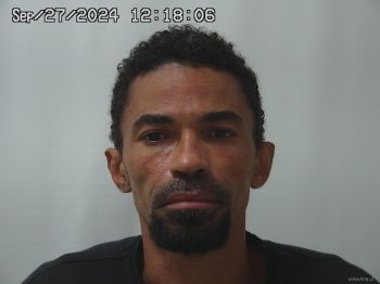 Robert  Figueroa Mugshot