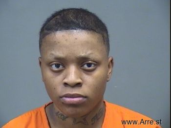 Robinisha S Shelton Mugshot