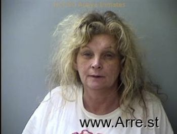 Ruth Ann Fugitt Mugshot