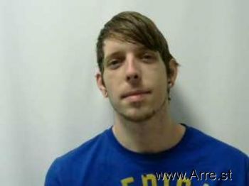 Ryan Wayne Russell Mugshot