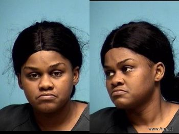 Samica Marion Brooks Mugshot