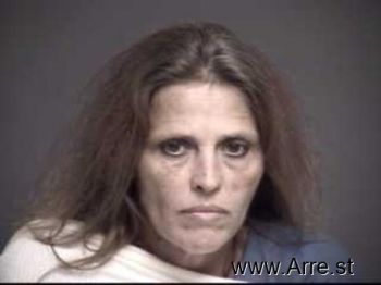 Shannon Larae Woods Mugshot