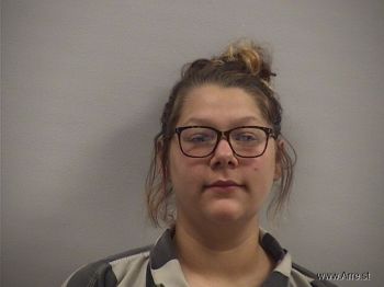 Shelby N Decker-wood Mugshot