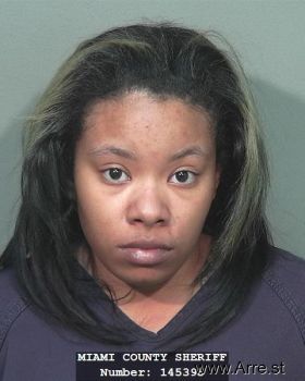 Takia  Harris Mugshot