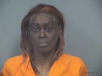 Takeisha Tawana Mills Mugshot