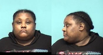 Tia  Holmes Mugshot