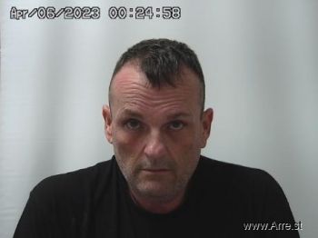 Travis Wayne Rowe Mugshot