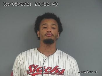 Tyler Jermaine Everhart Mugshot