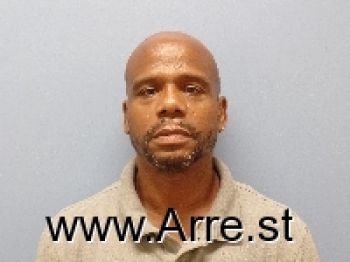 Victor D Robinson Mugshot