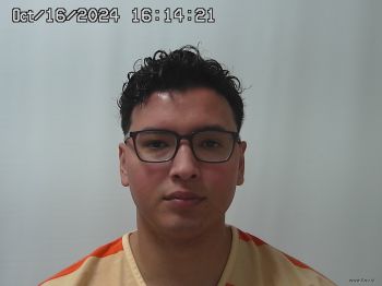 Wuilquin  Oliveros Mugshot