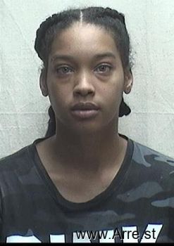 Zeibouna Annmarie Pettis Mugshot