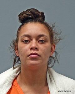 Alivia Calhoun Arrest Mugshot